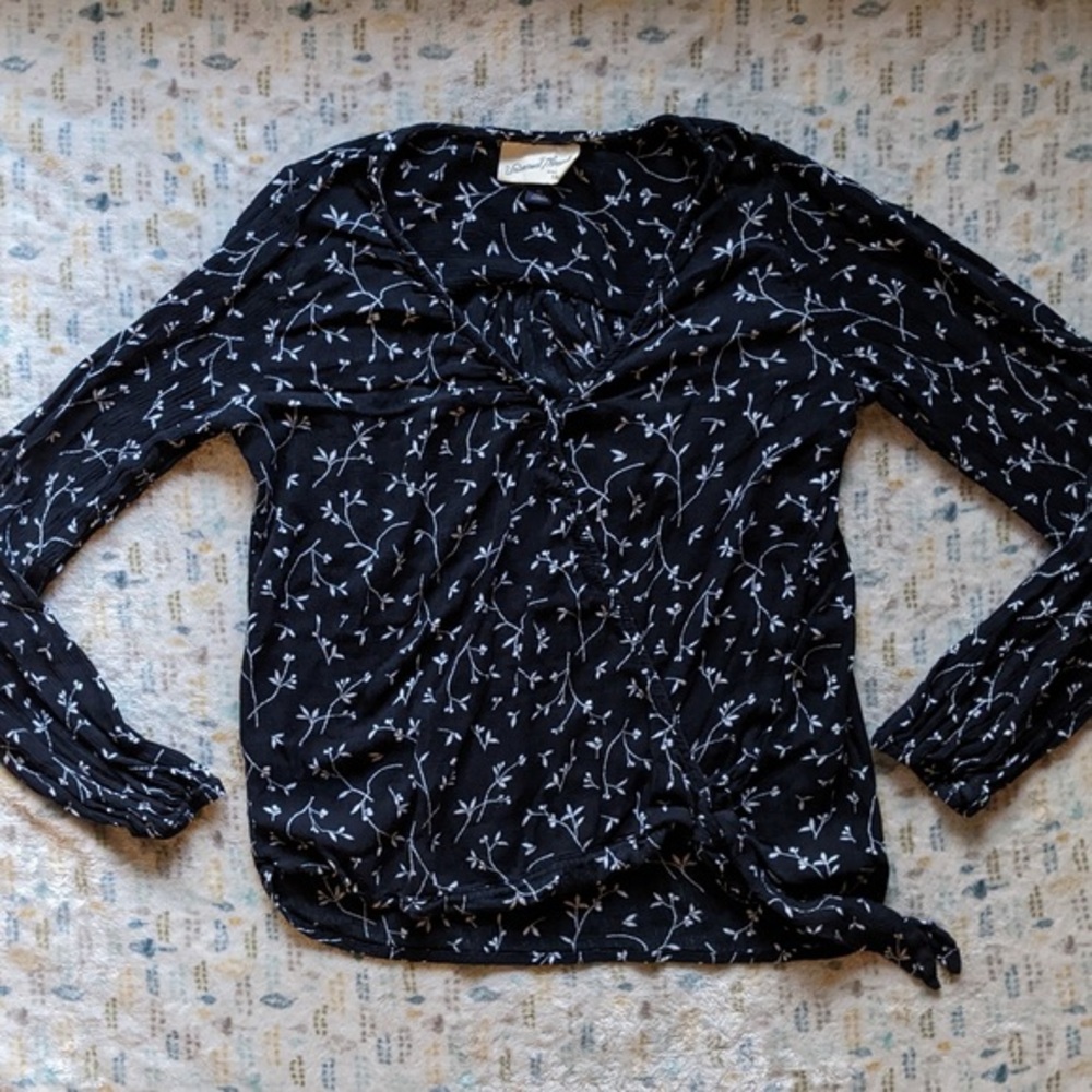 Elegant Black Floral Women's Top